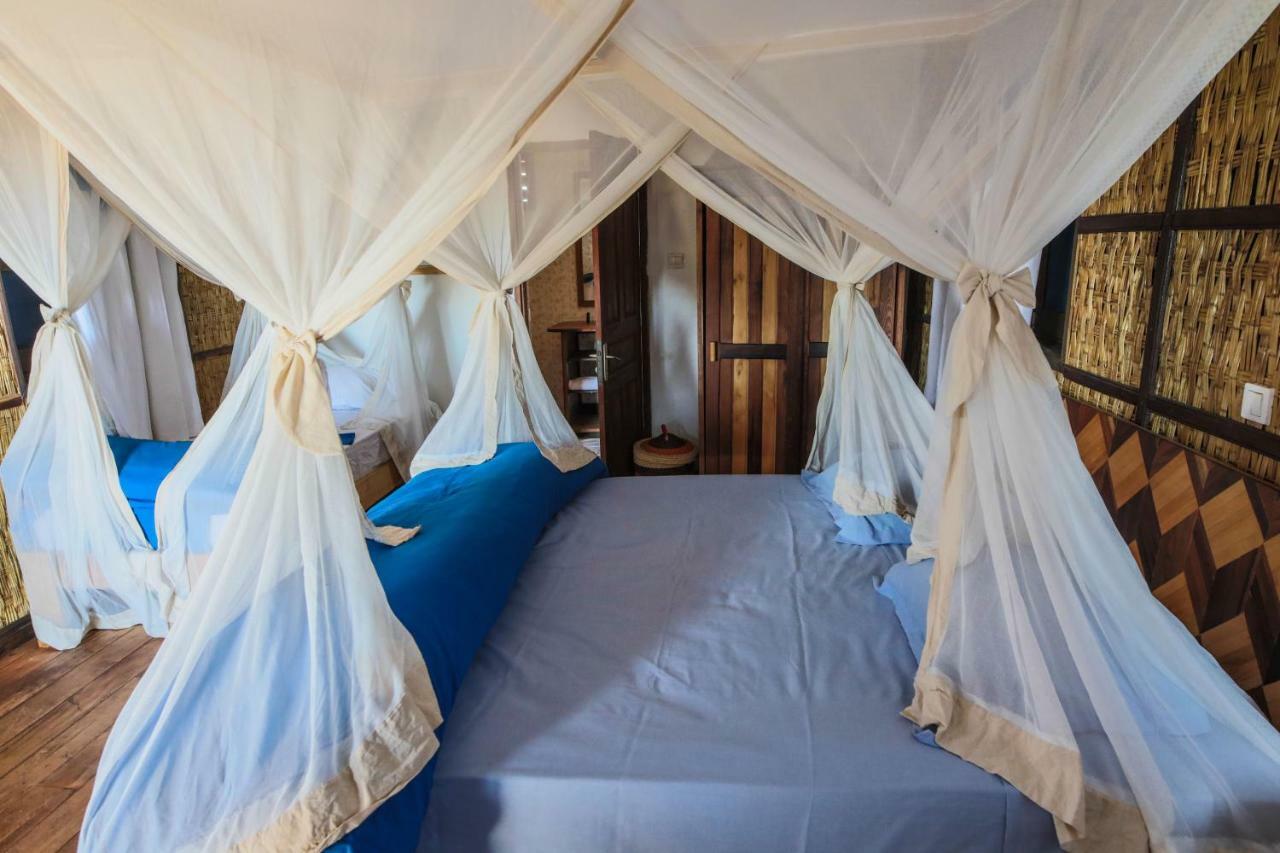 Cap Kimony Hotell Morondava Eksteriør bilde
